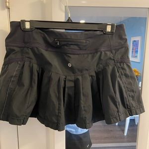 Lululemon Run: Reflection Skort. Size 8